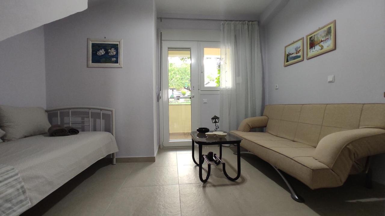 Asterias Maisonette & Apartments Karianí Exterior foto