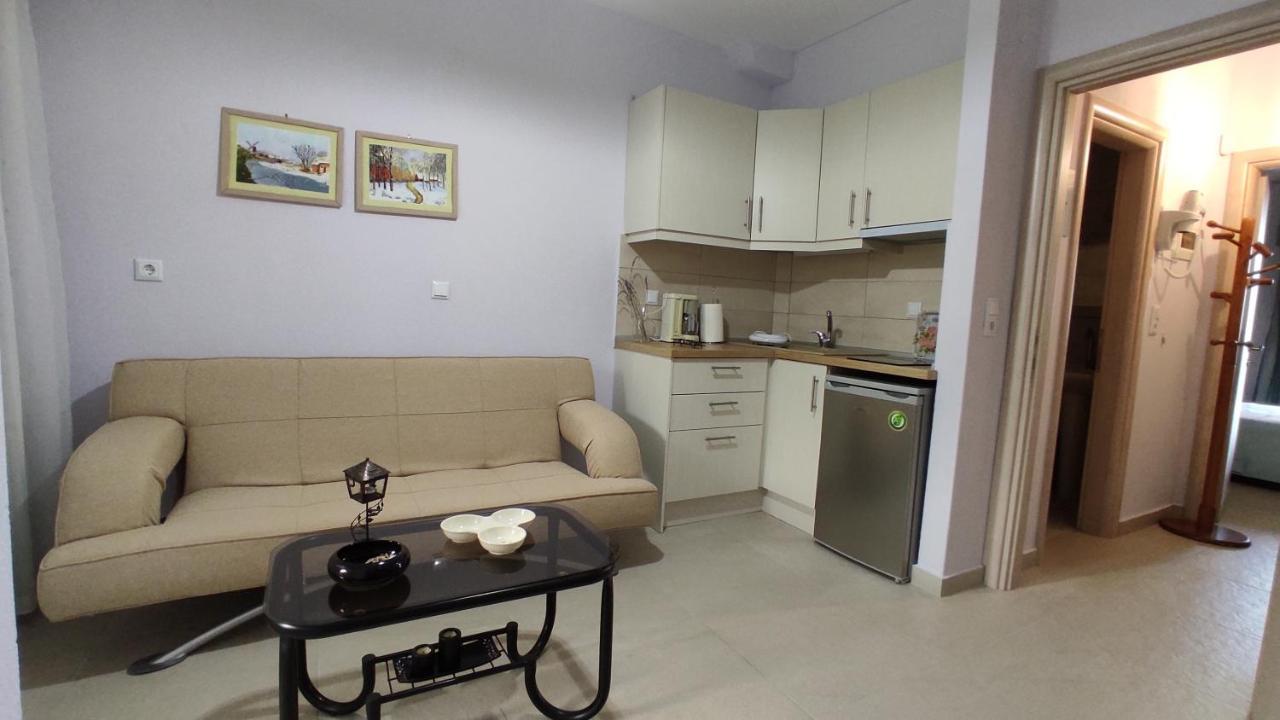 Asterias Maisonette & Apartments Karianí Exterior foto